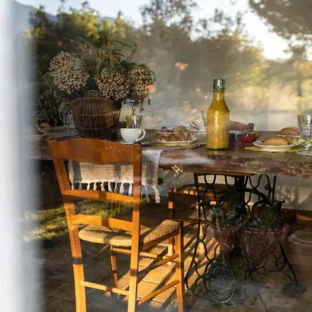 Bed & Breakfast Mas Del Flor 3*