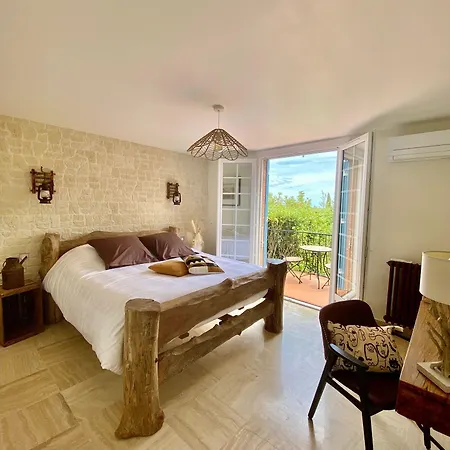 Bed & Breakfast Mas Del Flor 3*