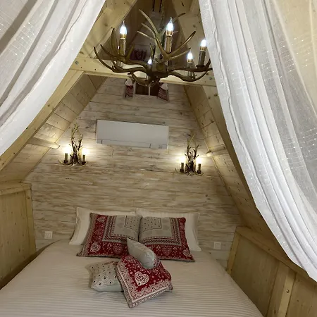 Mas Del Flor Bed & Breakfast