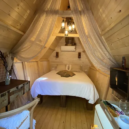 Bed & Breakfast Mas Del Flor 3*