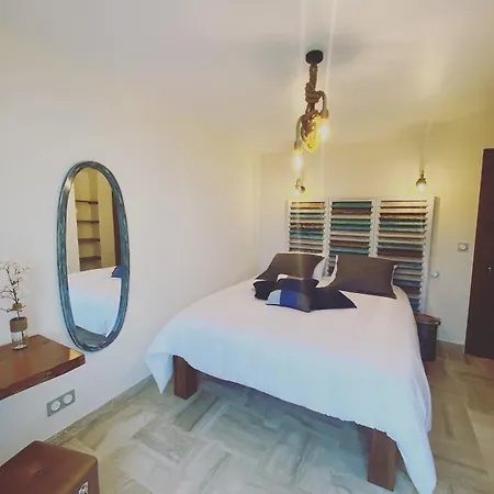 Bed and Breakfast Mas Del Flor